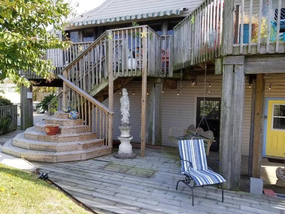 The Seahorse Apt - Lakeside And Close To The Beach Apartment Galveston Bagian luar foto
